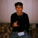Zach Watts - @zach.watts10 - Instagram