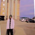 @collins_zain - Instagram