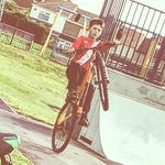 Zakhall - @zakhalltheking - Instagram