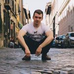 Zak Marshall - @zakaribroccoli - Instagram