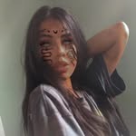 @zaragordonali - Instagram