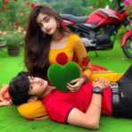 Zara Roy - Facebook
