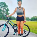 Zara Wallace - @burs_journey_2bahealthybitch - Instagram