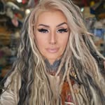 Zara Wallace - @zara_living_life - Instagram