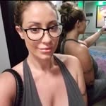 @zara_weaver456 - Instagram