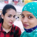 Zeba Baig - @zebabaig5 - Instagram