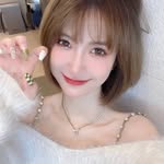 詹鈴 - @zhanling59 - Instagram