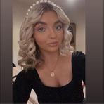 Zoe Anthony - Facebook