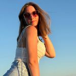 𝓩𝓸é 𝓑𝓪𝓵𝓸𝓰𝓱 - @baloghzoe13 - Instagram