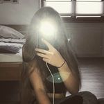 Z O E - @zoe_becker_ - Instagram