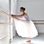 Zoe Becker - @zoe.ballet_ - Instagram