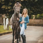 Zoe Bishop🇬🇧 (17) @zoe.mae.16 - @arbie_eventing21 - Instagram