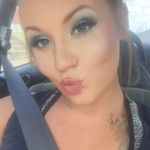 Zoe Case - @case_beauty_corner - Instagram