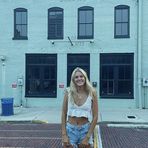 Zoe Geiger - Facebook