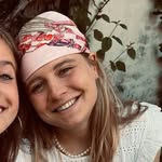 @zoehessels - Instagram