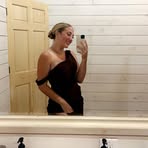 Zoe Lux - Facebook