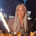 Zoe Mooney - @zoemooneyy - Instagram