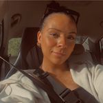@zoe__olivera - Instagram