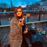 Zoe Symons - @zoepepper94 - Instagram