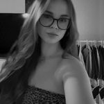 Zoé Petersen - @zoeptss - Instagram