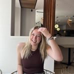 Zoe Petersen - Facebook