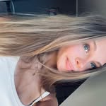 𝐙𝐨𝐞 𝐩𝐨𝐡𝐥 - @053zoeee - Instagram