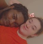 Zoe Ray - Facebook