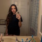 Zoey Roach - Facebook