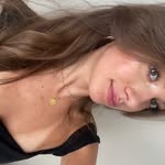 Zoé DE SOUSA - @zoedsa - Instagram