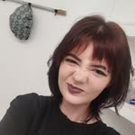 zoe wells - @zwe_lls - Instagram