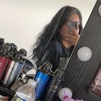 Zoe Wells - Facebook