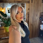 Zoe Wells - @zoewellls - Instagram