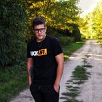 Zoltán Simon - @vkivagyok5 - Instagram